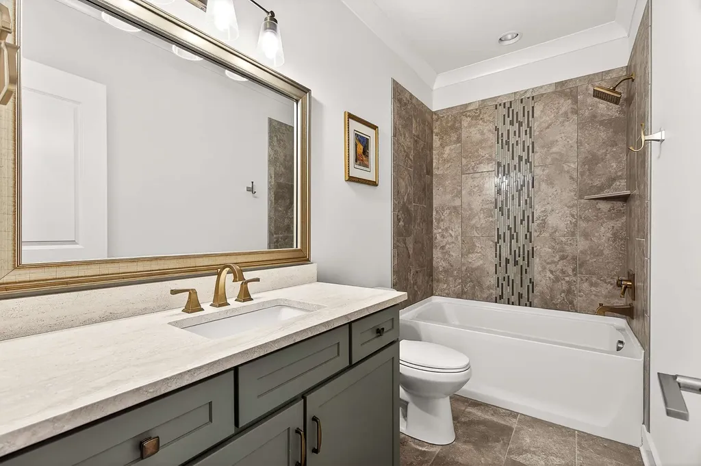 6732 Darden Place Nashville TN 37205