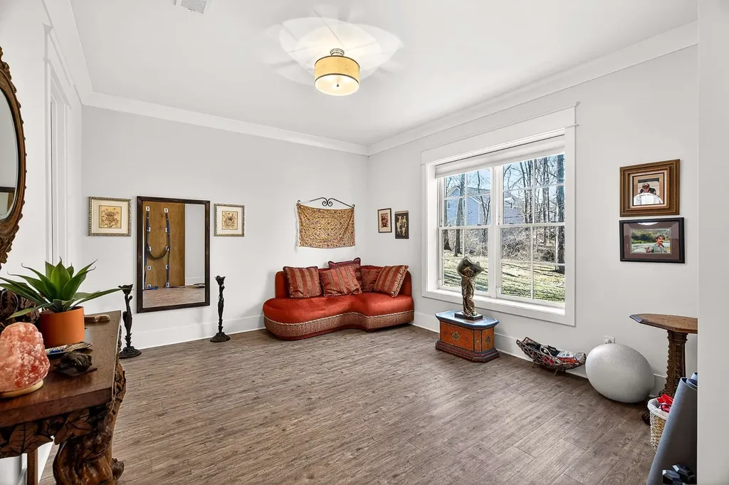 6732 Darden Place Nashville TN 37205