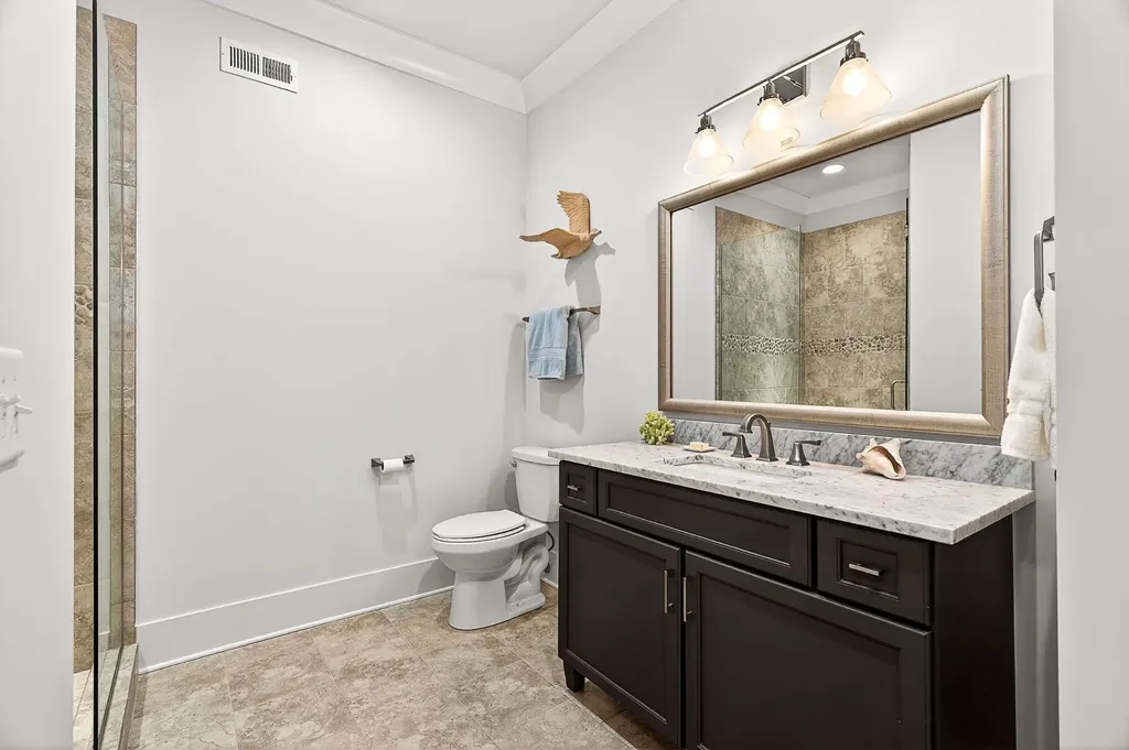 6732 Darden Place Nashville TN 37205