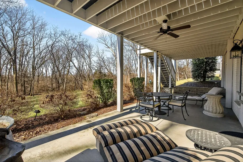 6732 Darden Place Nashville TN 37205