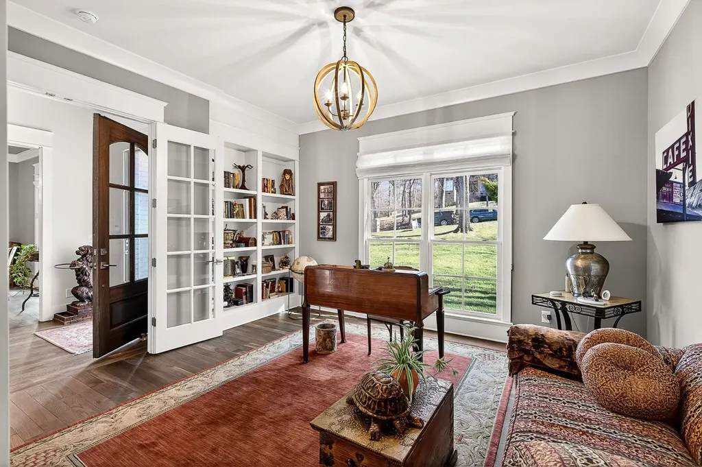 6732 Darden Place Nashville TN 37205