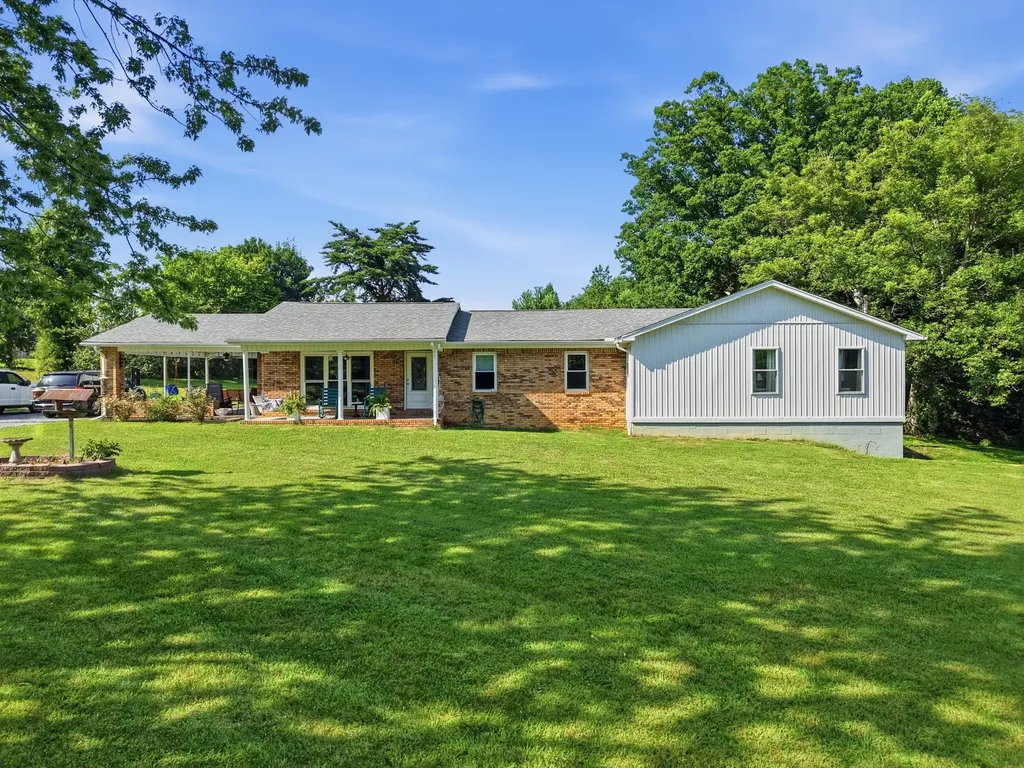 5759 Green Road Bloomington Springs TN 38545