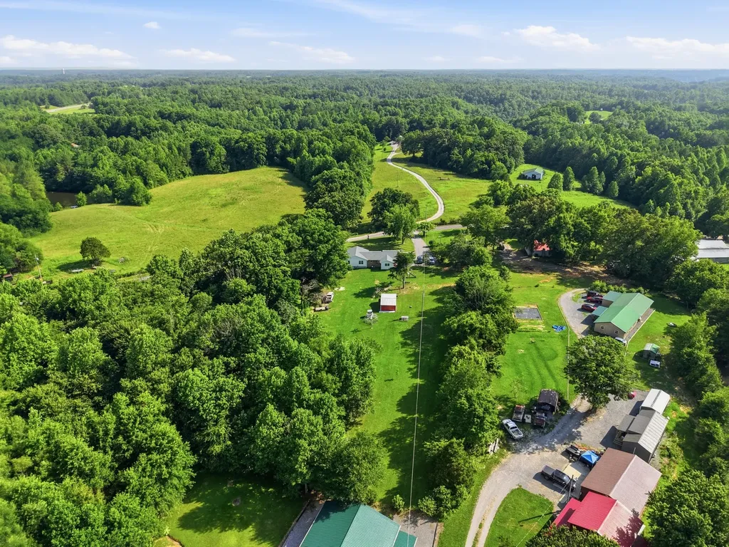 5759 Green Road Bloomington Springs TN 38545
