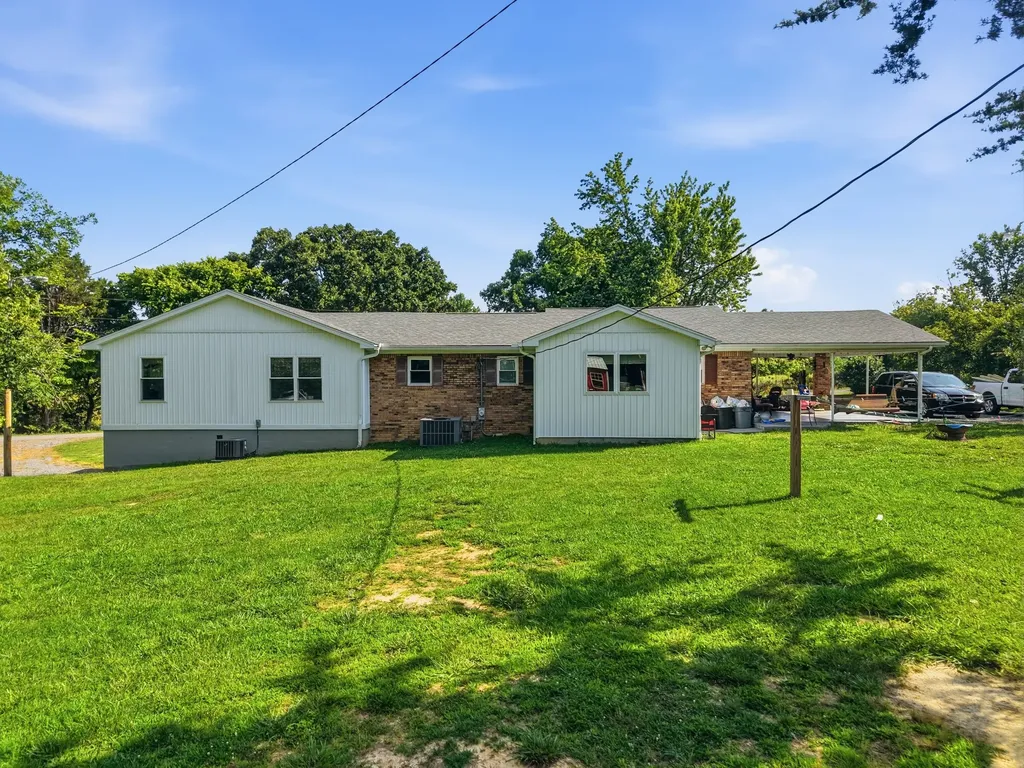 5759 Green Road Bloomington Springs TN 38545