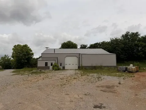 2196 Carneal Lane Oak Grove KY 42262