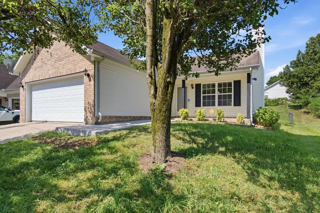 282 Bill Stewart Boulevard La Vergne TN 37086