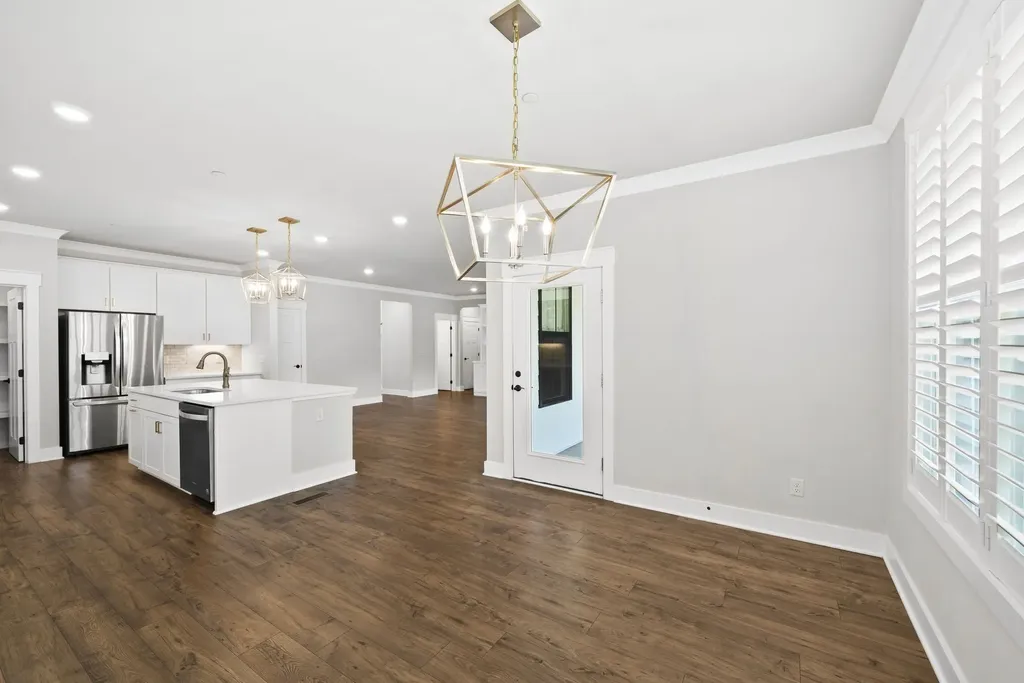 2744 Morrow Lane Columbia TN 38401