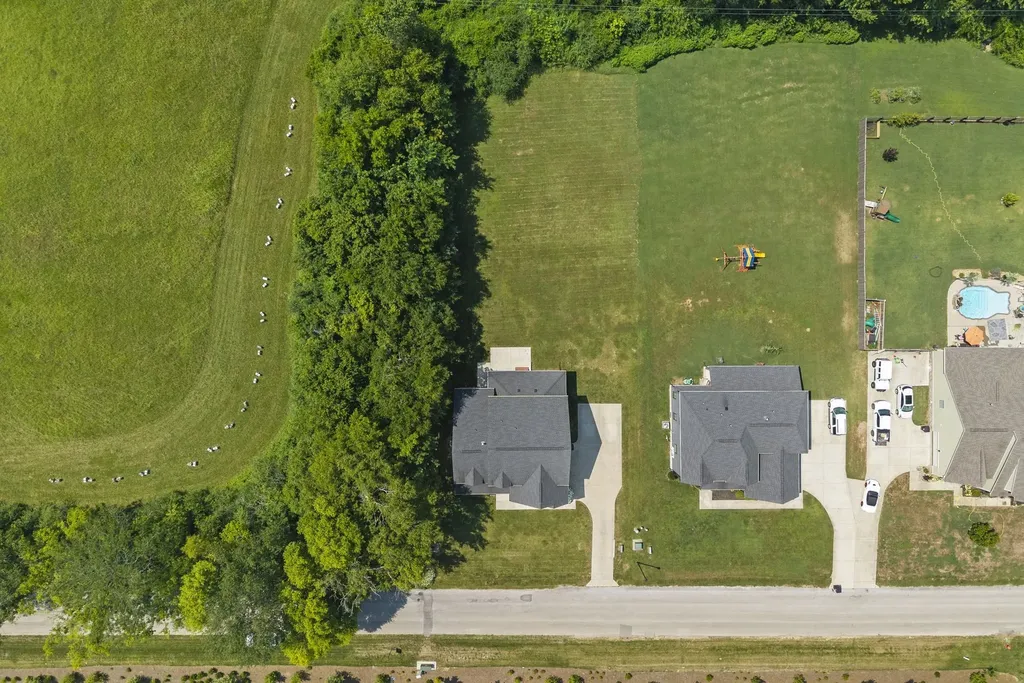 2744 Morrow Lane Columbia TN 38401