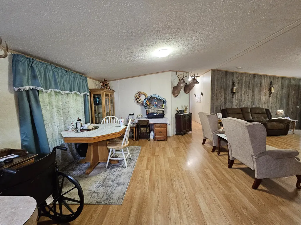 1142 Trace Creek Road Whitleyville TN 38588