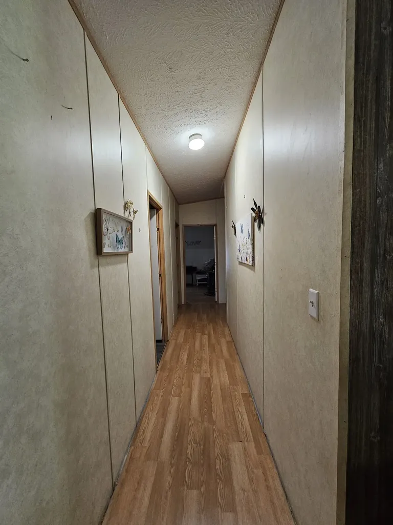 1142 Trace Creek Road Whitleyville TN 38588