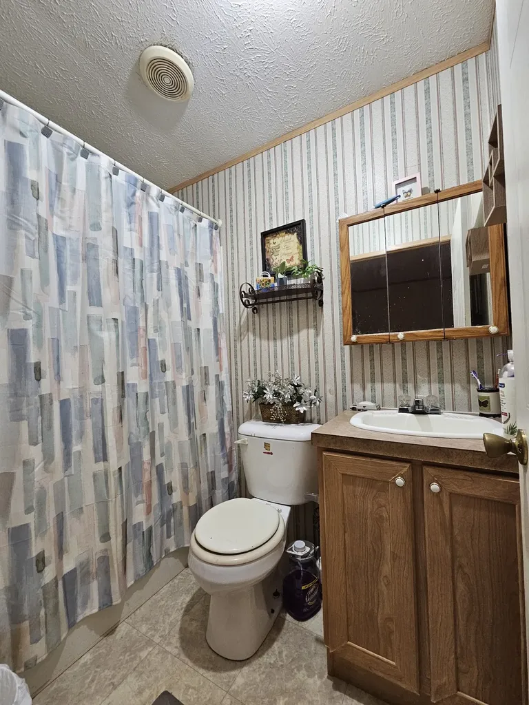 1142 Trace Creek Road Whitleyville TN 38588