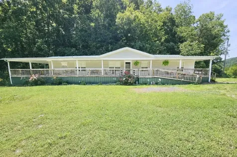 1142 Trace Creek Road Whitleyville TN 38588