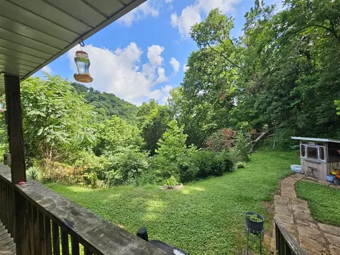 1142 Trace Creek Road Whitleyville TN 38588
