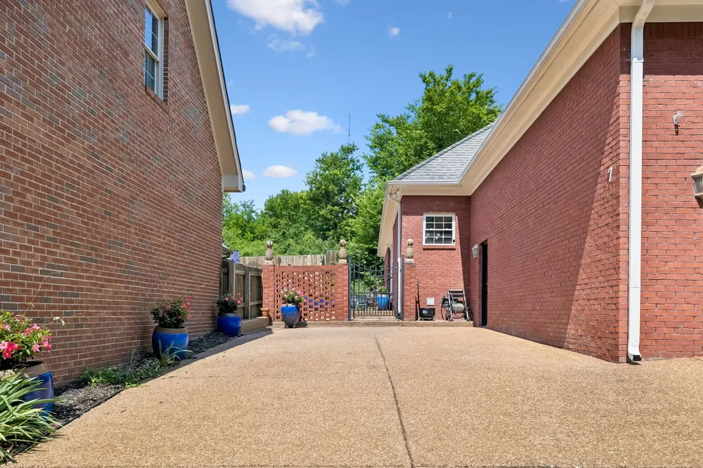 314 W 6th Street Columbia TN 38401