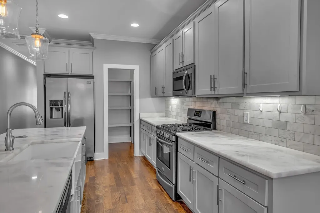2434 Inga Street Nashville TN 37206