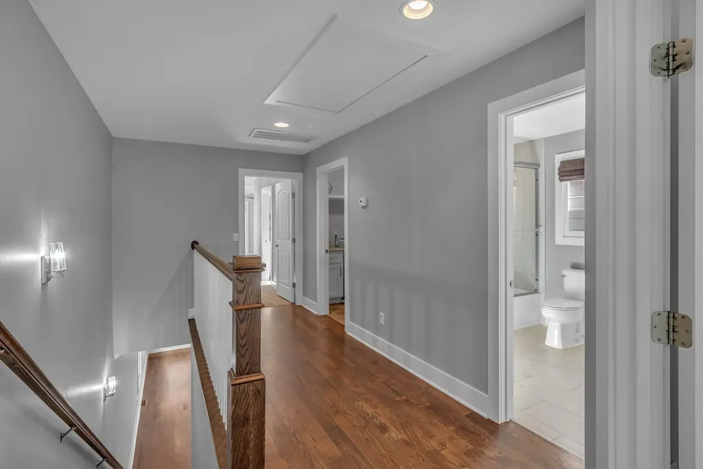 2434 Inga Street Nashville TN 37206