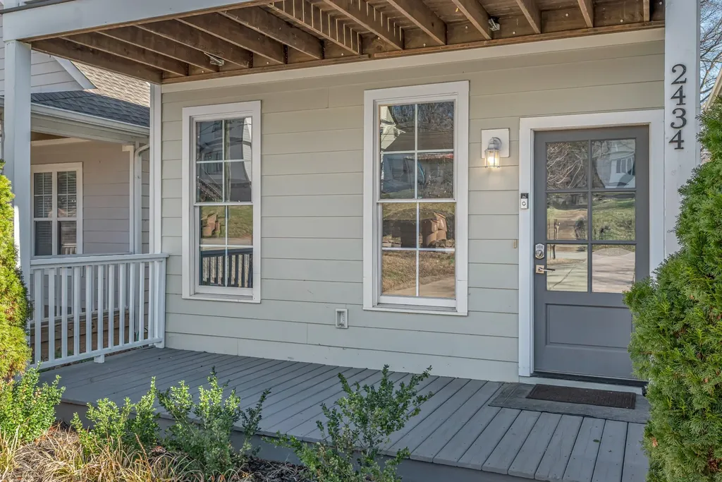 2434 Inga Street Nashville TN 37206
