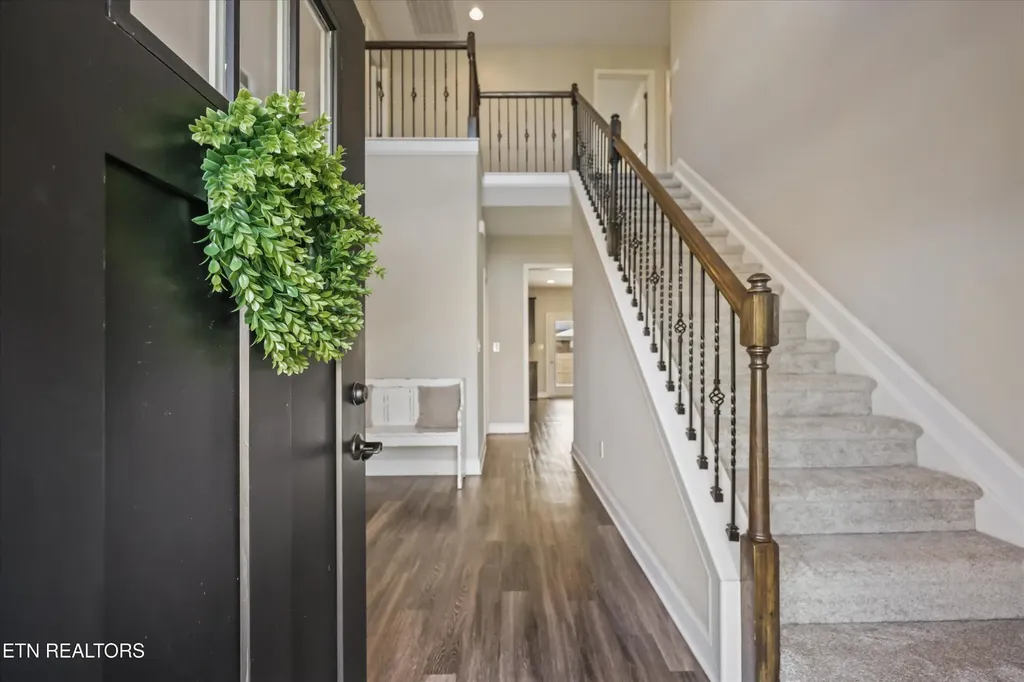 2058 Gusty Wind Lane Knoxville TN 37932