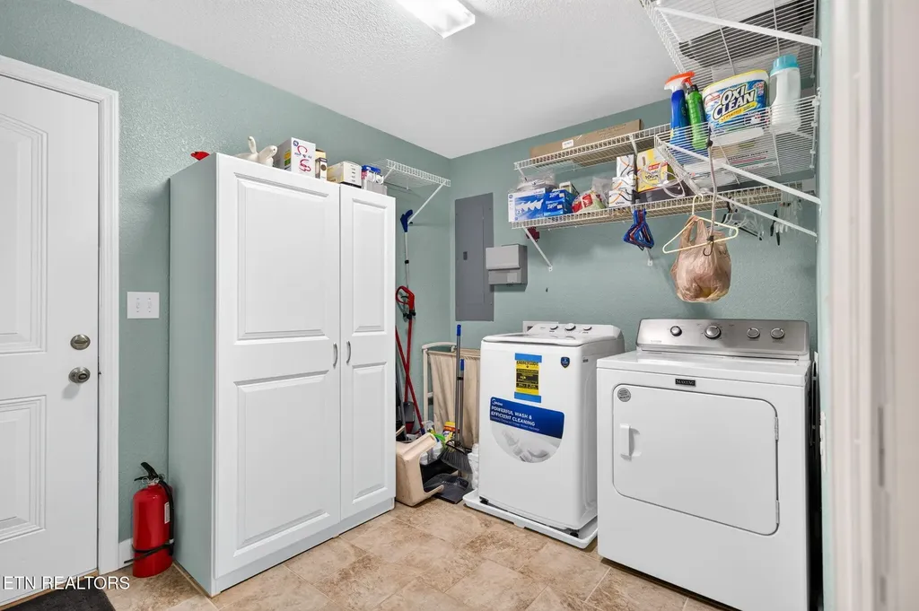1007 Parkstown Extension Wilder TN 38589