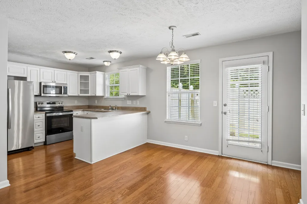 2120 Lebanon Pike Nashville TN 37210