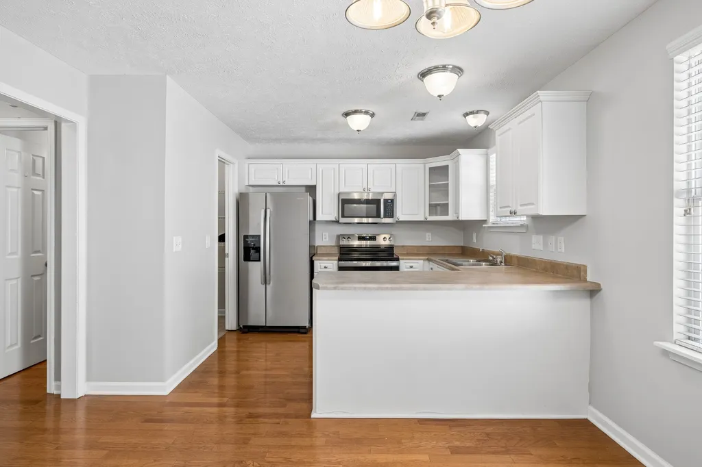 2120 Lebanon Pike Nashville TN 37210