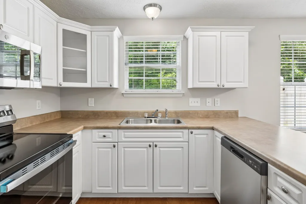 2120 Lebanon Pike Nashville TN 37210