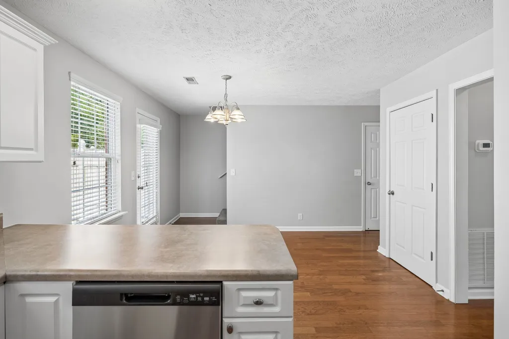 2120 Lebanon Pike Nashville TN 37210