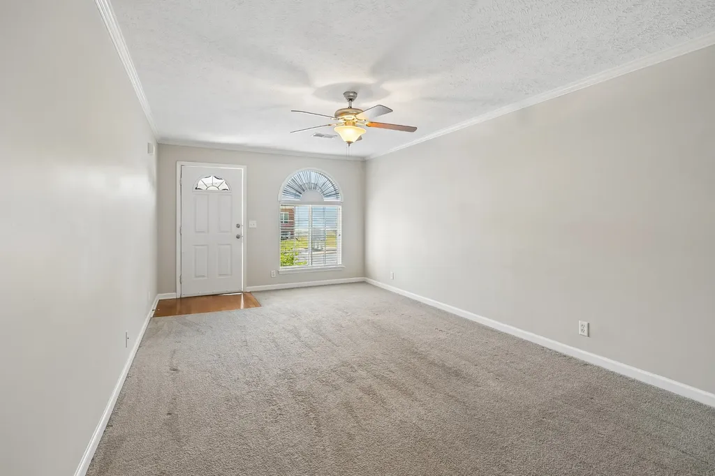 2120 Lebanon Pike Nashville TN 37210
