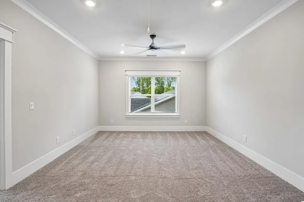 621 Silver Trace White House TN 37188