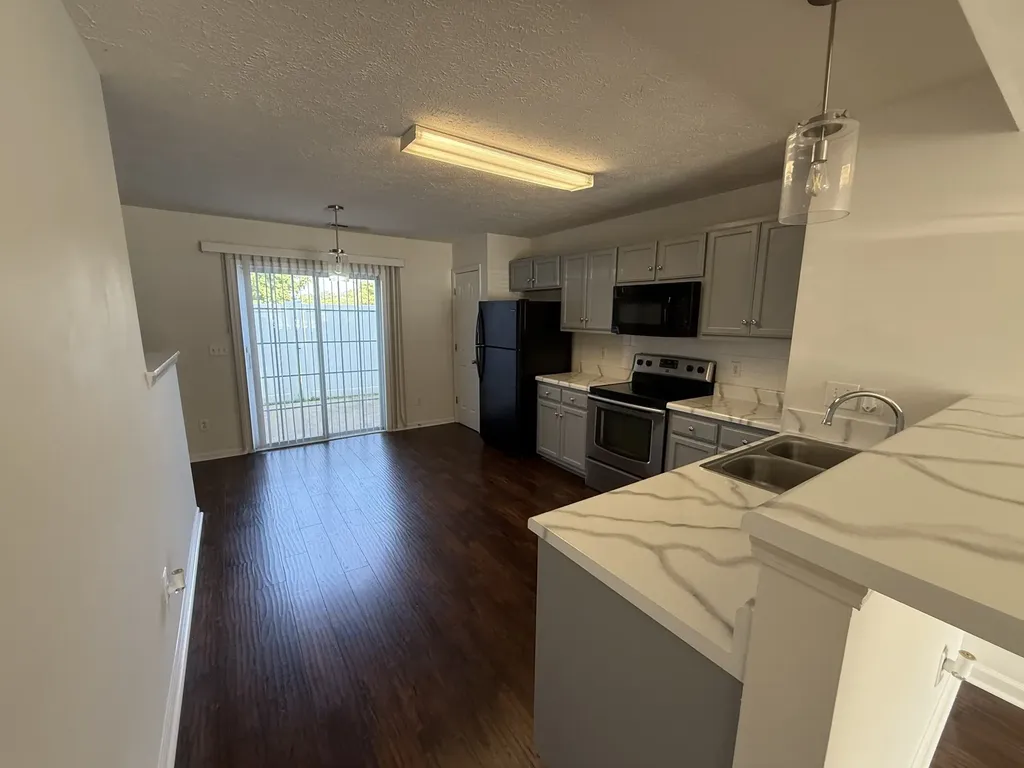 2961 S Rutherford Boulevard Murfreesboro TN 37130