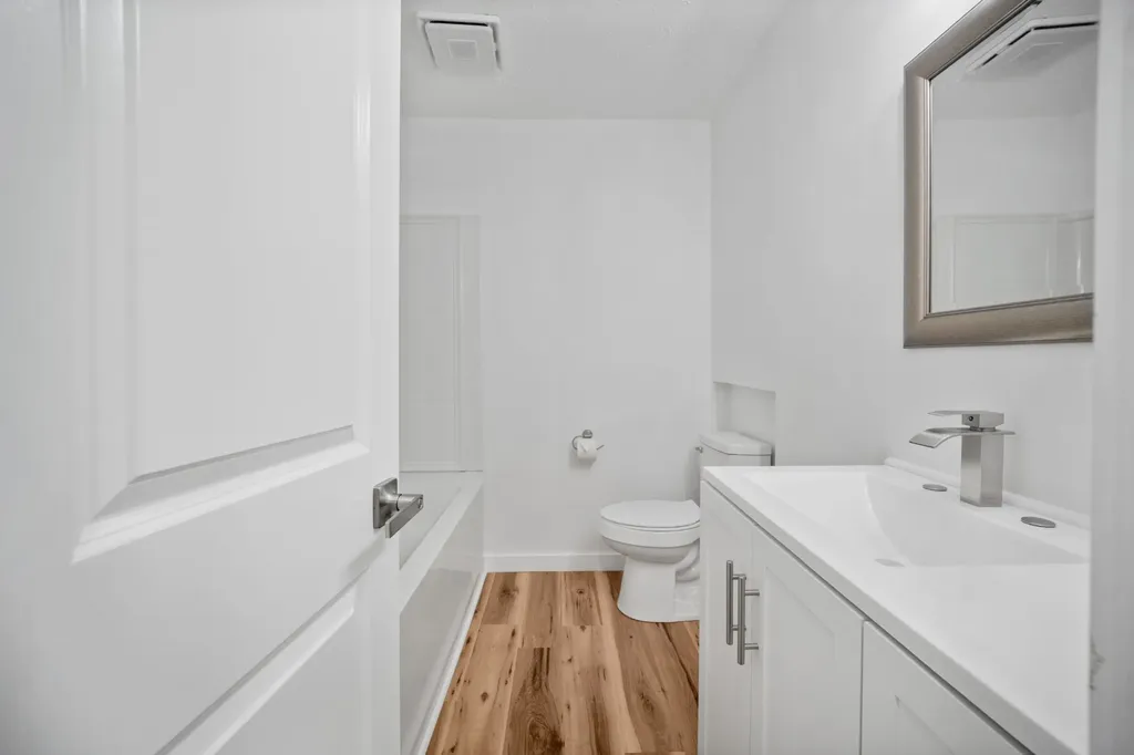 1601 Maple Valley Road Charlotte TN 37036