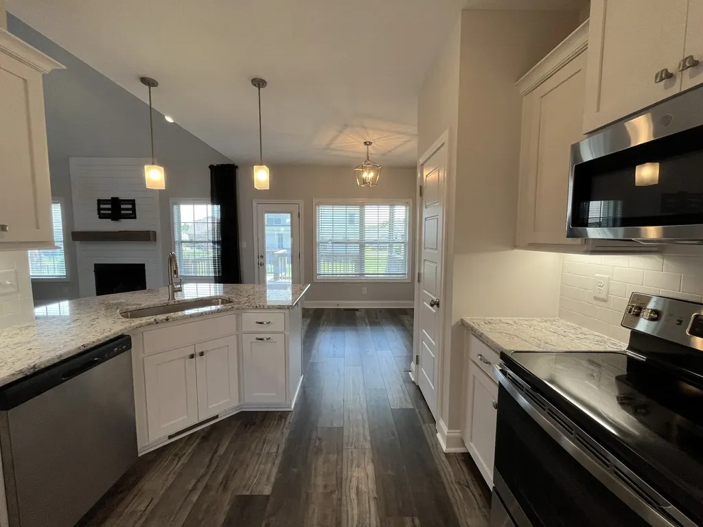 557 Dexter Drive Clarksville TN 37043