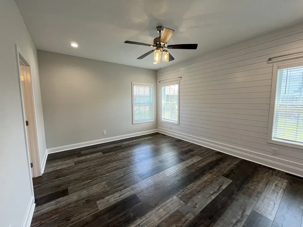 557 Dexter Drive Clarksville TN 37043