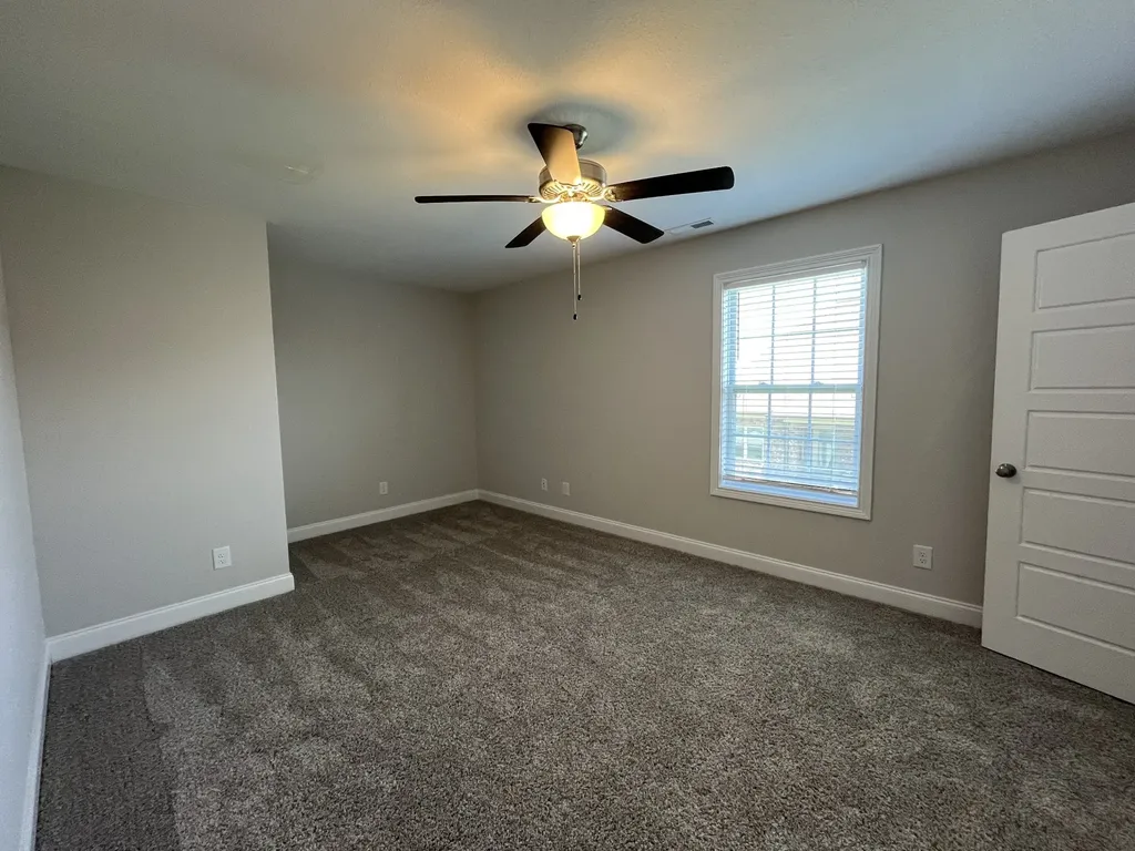 557 Dexter Drive Clarksville TN 37043