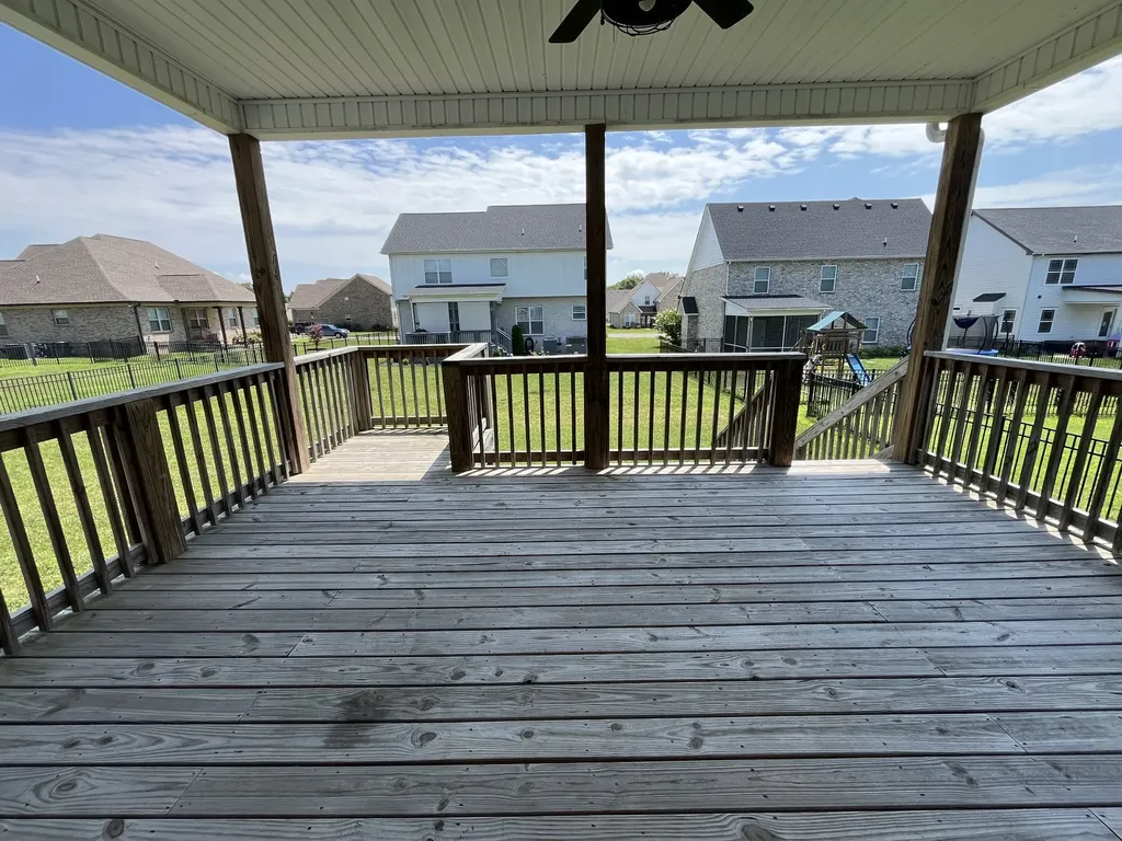 557 Dexter Drive Clarksville TN 37043