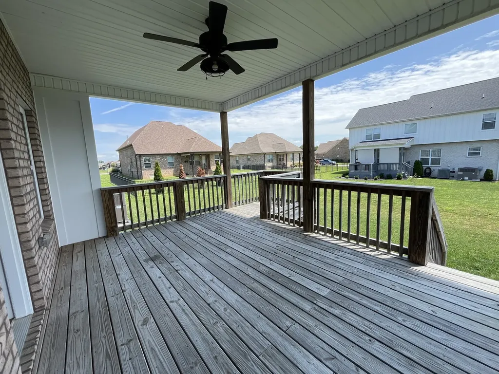 557 Dexter Drive Clarksville TN 37043