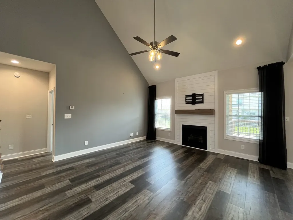 557 Dexter Drive Clarksville TN 37043