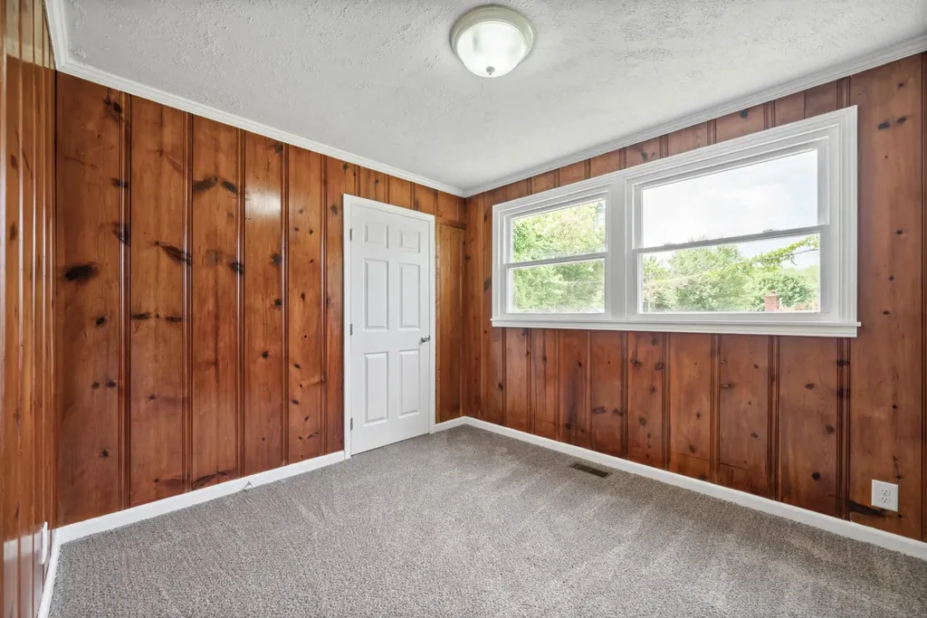 9 Lealand Drive Clarksville TN 37042