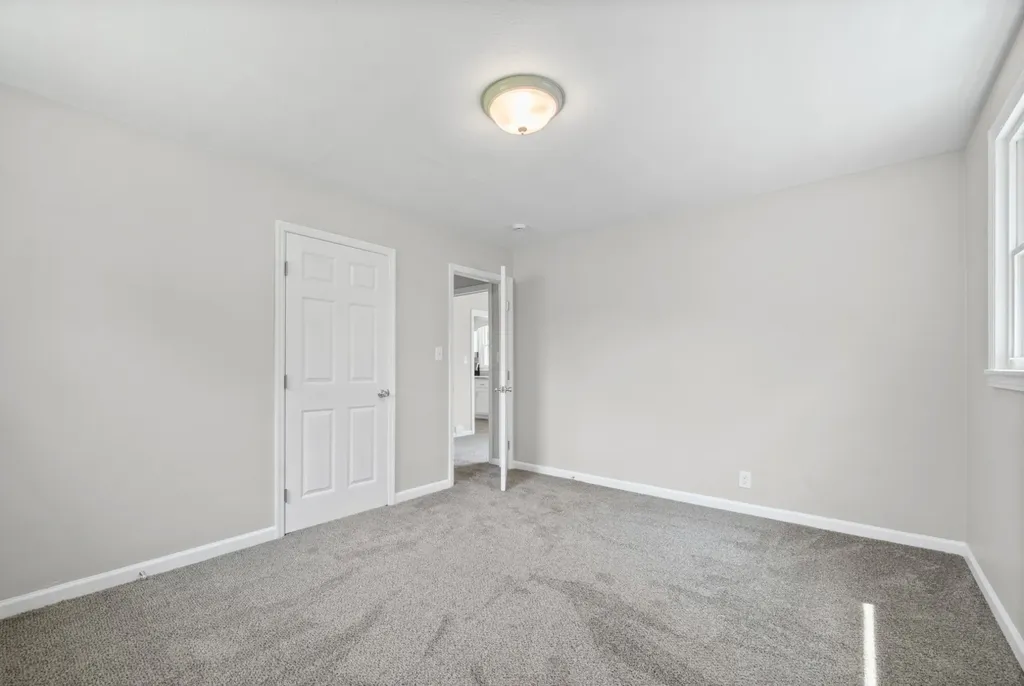 9 Lealand Drive Clarksville TN 37042