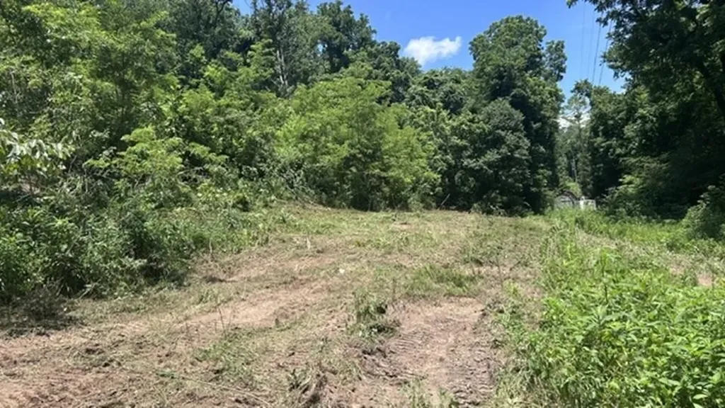 2627 Roy Dodson Road Columbia TN 38401