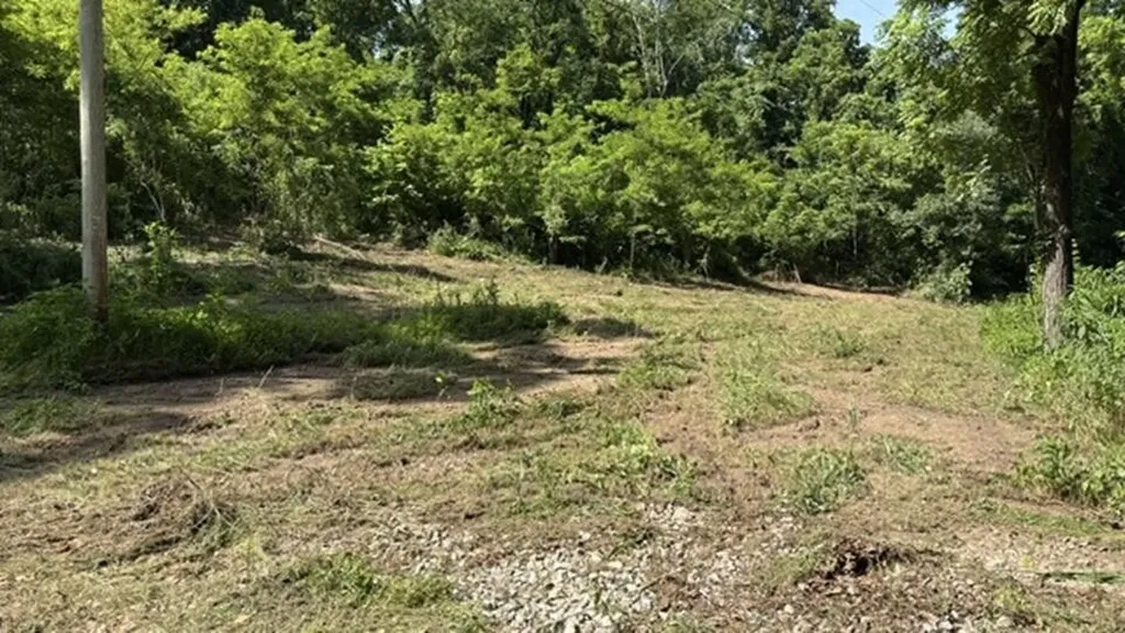 2627 Roy Dodson Road Columbia TN 38401