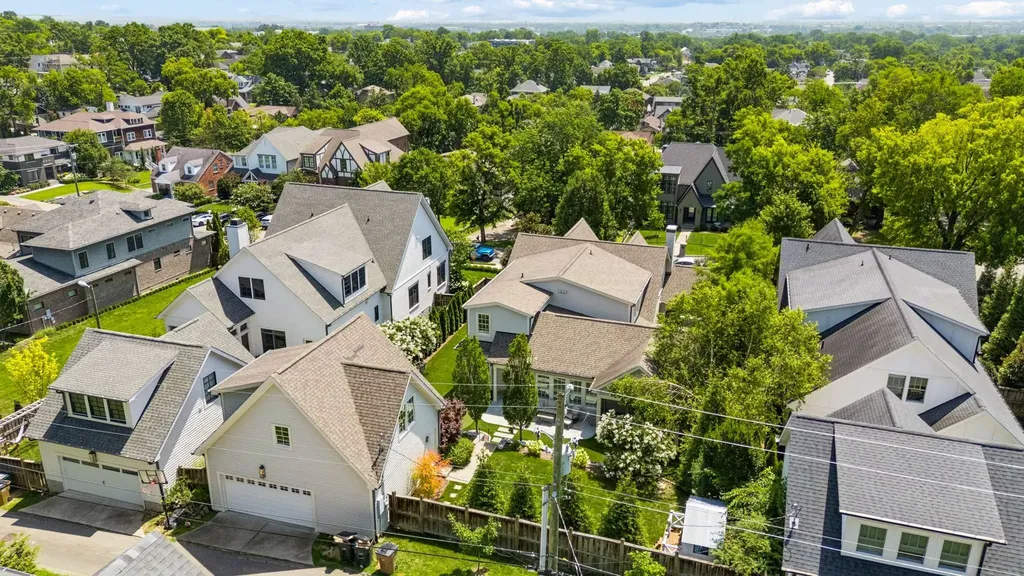 2711 Brightwood Avenue Nashville TN 37212