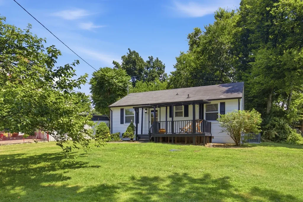 216 Stirton Road Nashville TN 37210