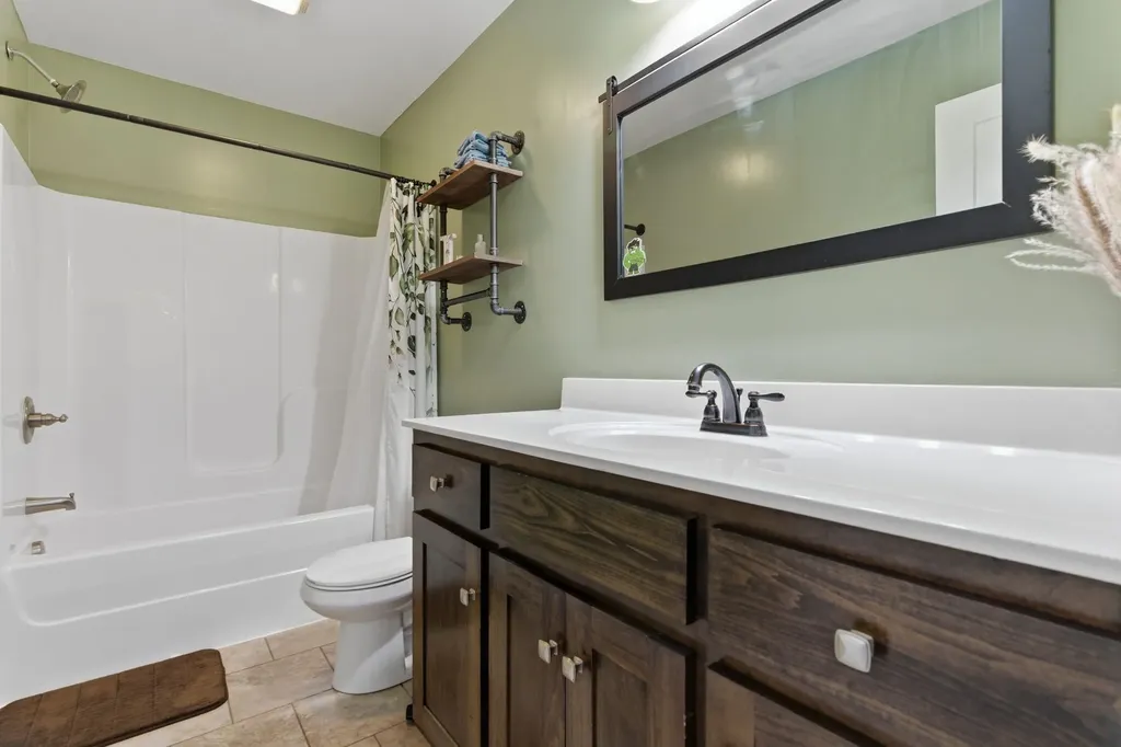 100 Mockingbird Lane Hartsville TN 37074