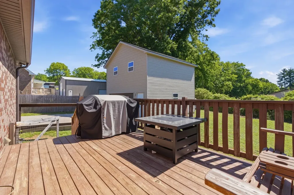100 Mockingbird Lane Hartsville TN 37074