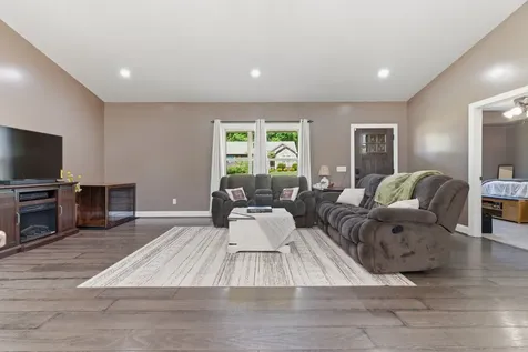 100 Mockingbird Lane Hartsville TN 37074