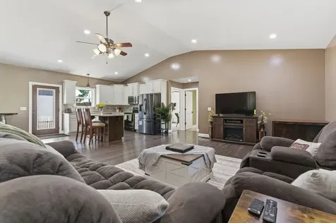 100 Mockingbird Lane Hartsville TN 37074
