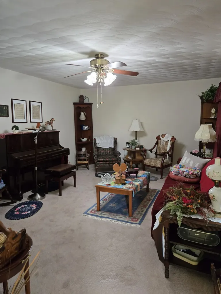 415 River Oaks Drive New Johnsonville TN 37134