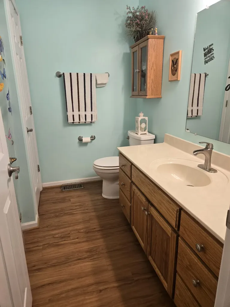 415 River Oaks Drive New Johnsonville TN 37134