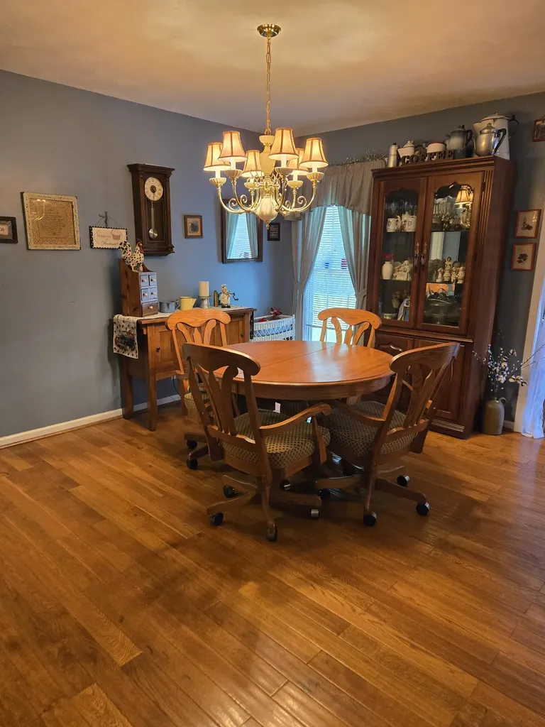 415 River Oaks Drive New Johnsonville TN 37134